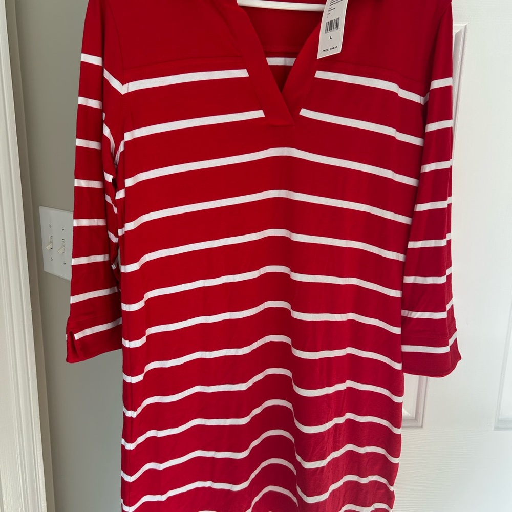 Vineyard Vines popular Easy Dress (Jersey Margo Shirt) in striped red/white.
